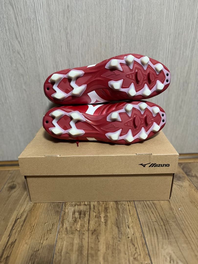 Mizuno Morelia Neo 3 レッド サッカーシューズ