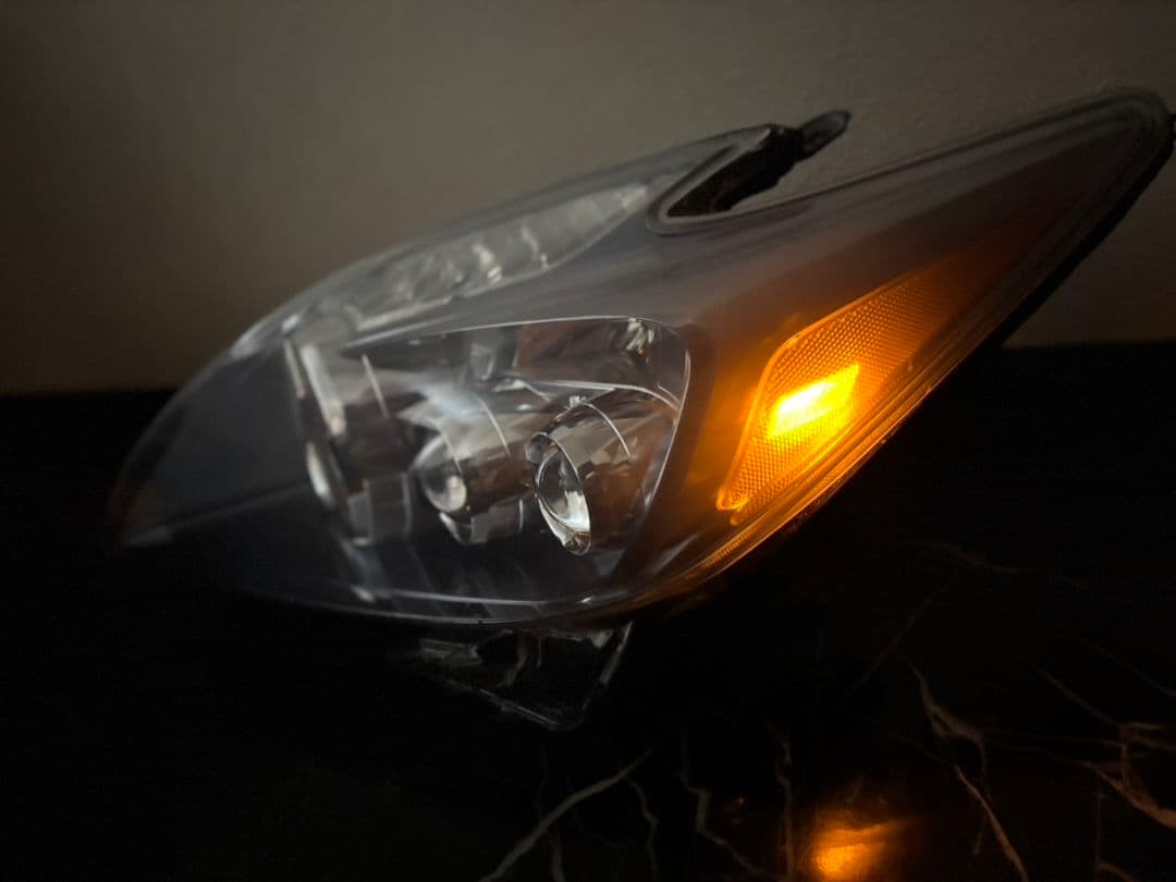 【即納】30プリウス　前期LEDエディション　US仕様　加工ヘッドライト