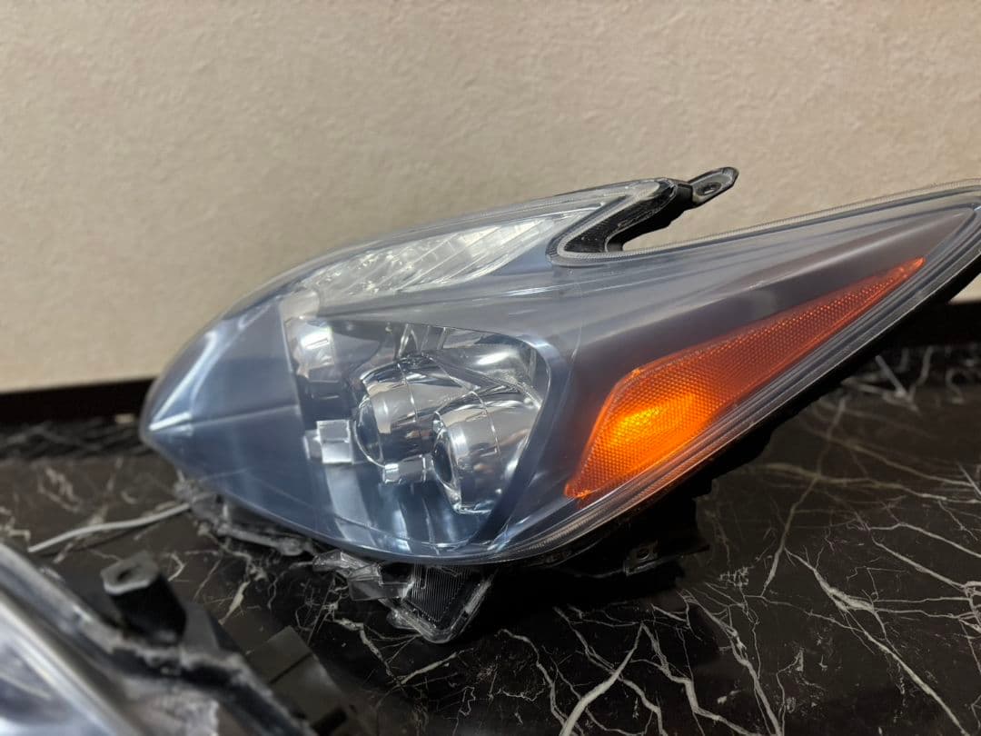 【即納】30プリウス　前期LEDエディション　US仕様　加工ヘッドライト