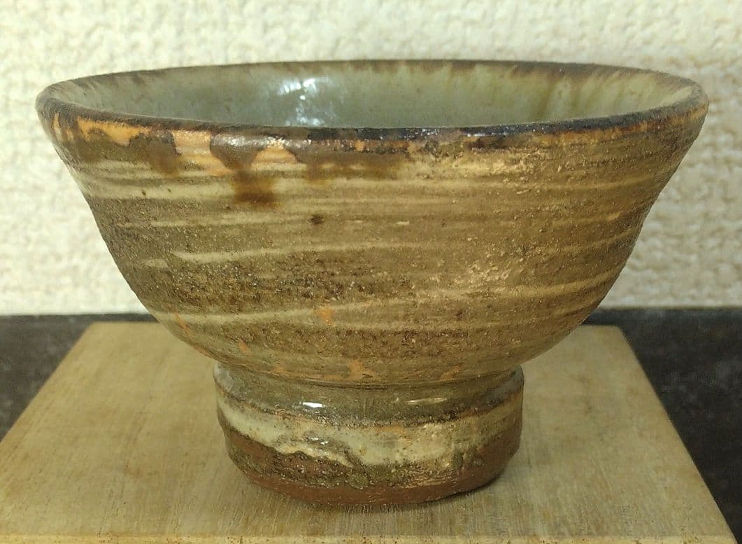 人間国宝 金城次郎 壷屋焼ぐい呑 栞 共箱 美品 やちむん 壺屋焼