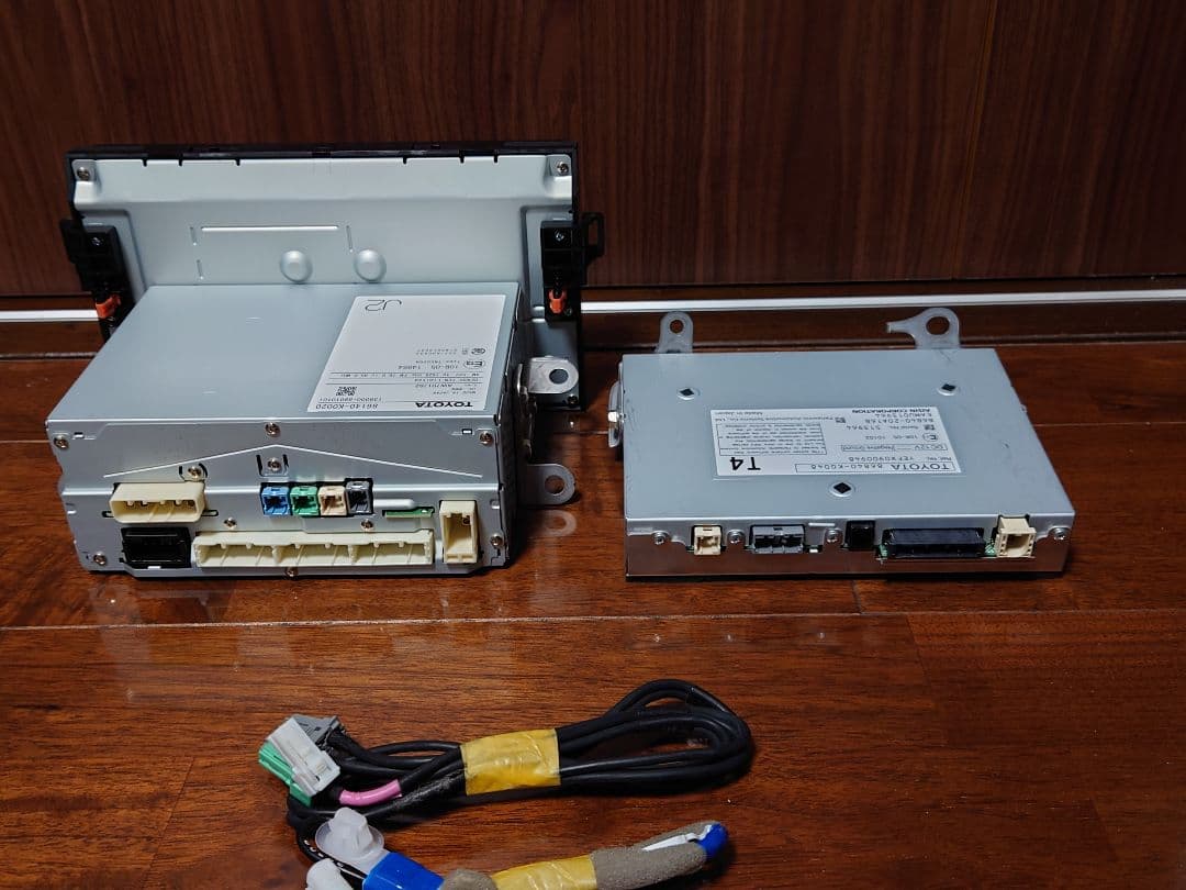 トヨタ　T−Connectナビキット　ディスプレイオーディオ