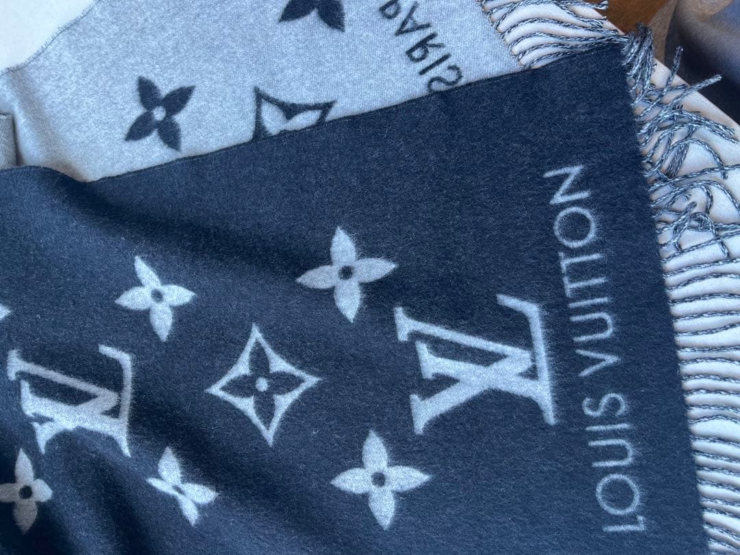 【新品未使用】LOUIS VUITTON マフラー ブラックグレー　カシミヤ