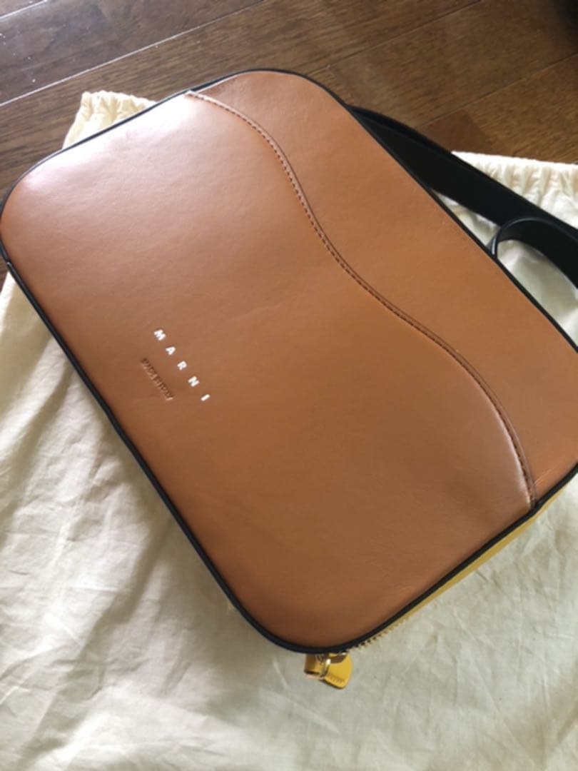 MARNI❤︎シェル　ショルダーバッグ