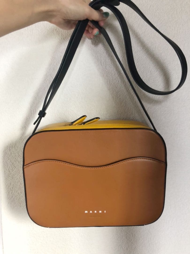 MARNI❤︎シェル　ショルダーバッグ