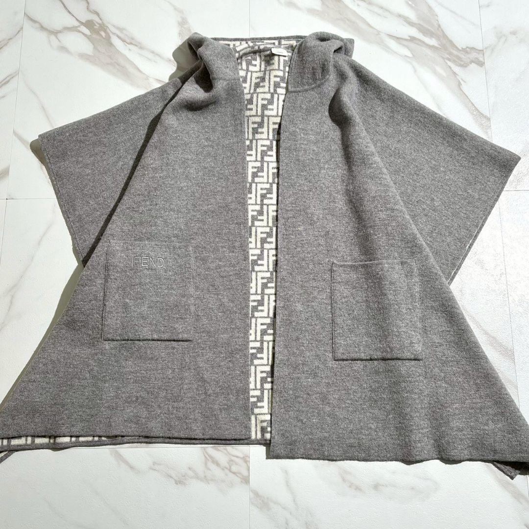 美品☆ FENDI フェンディ ズッカ柄 ポンチョ ケープ コート フード