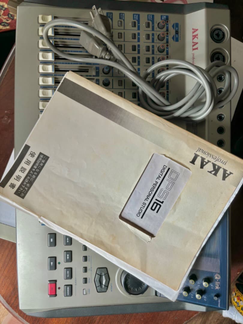 AKAI DPS16 デジタルミキサー