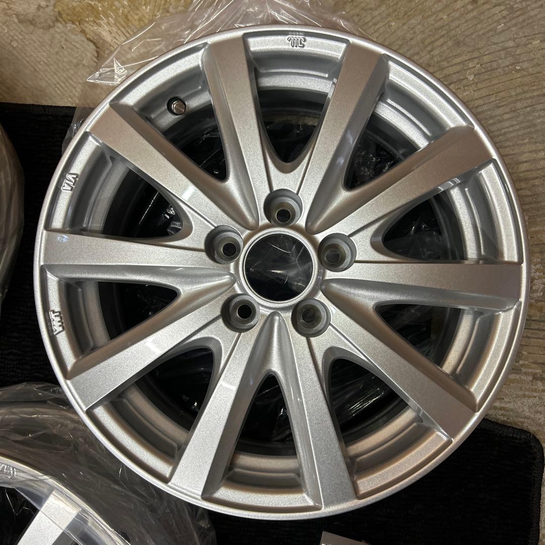 ◉新品未使用　送料込み　アルミホイール　15インチ 4枚セット！