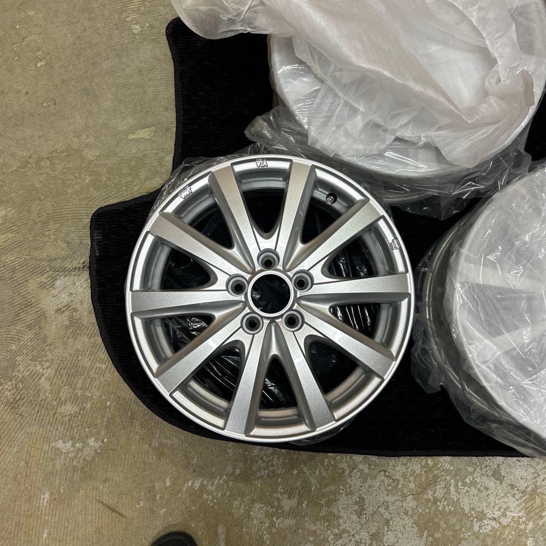 ◉新品未使用　送料込み　アルミホイール　15インチ 4枚セット！