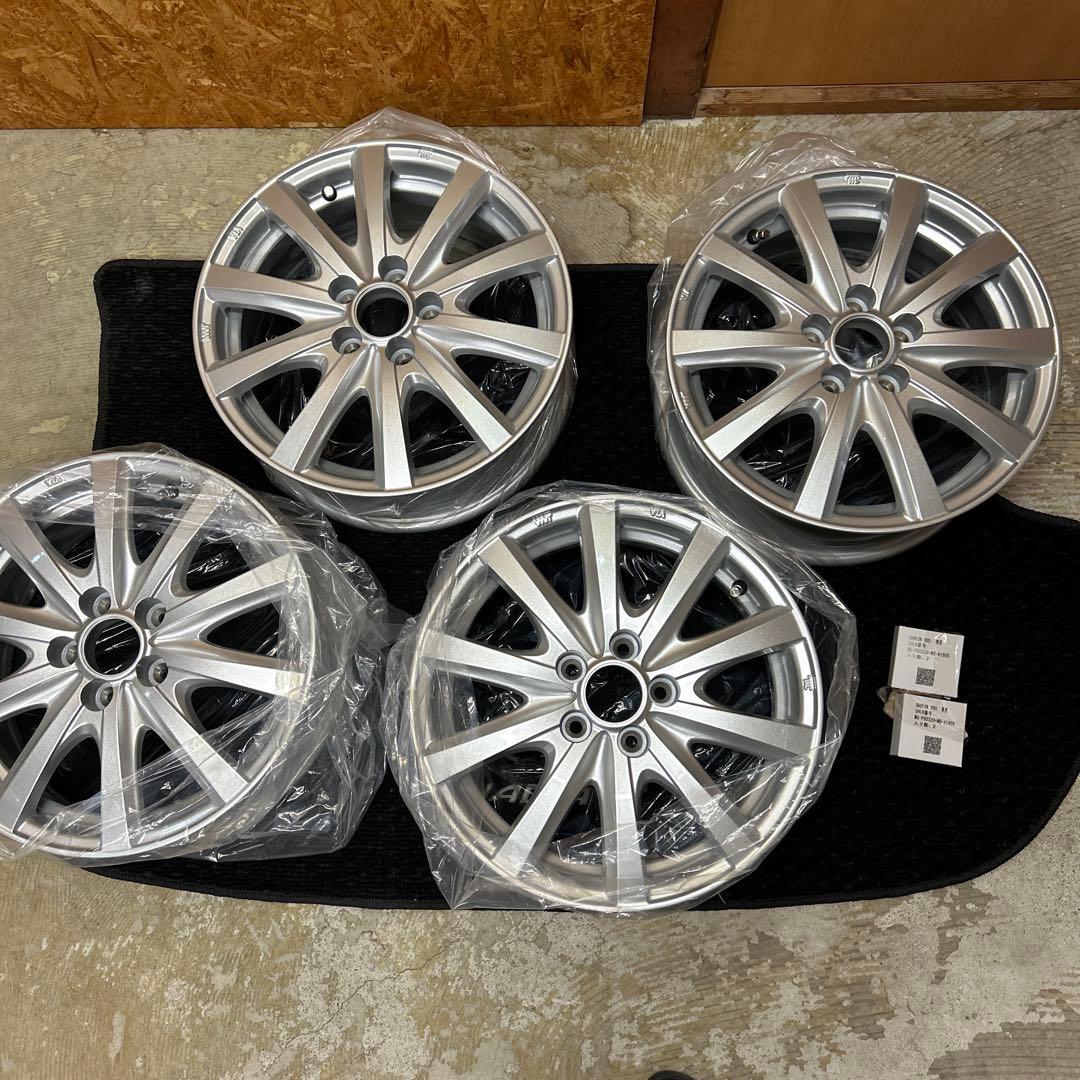 ◉新品未使用　送料込み　アルミホイール　15インチ 4枚セット！