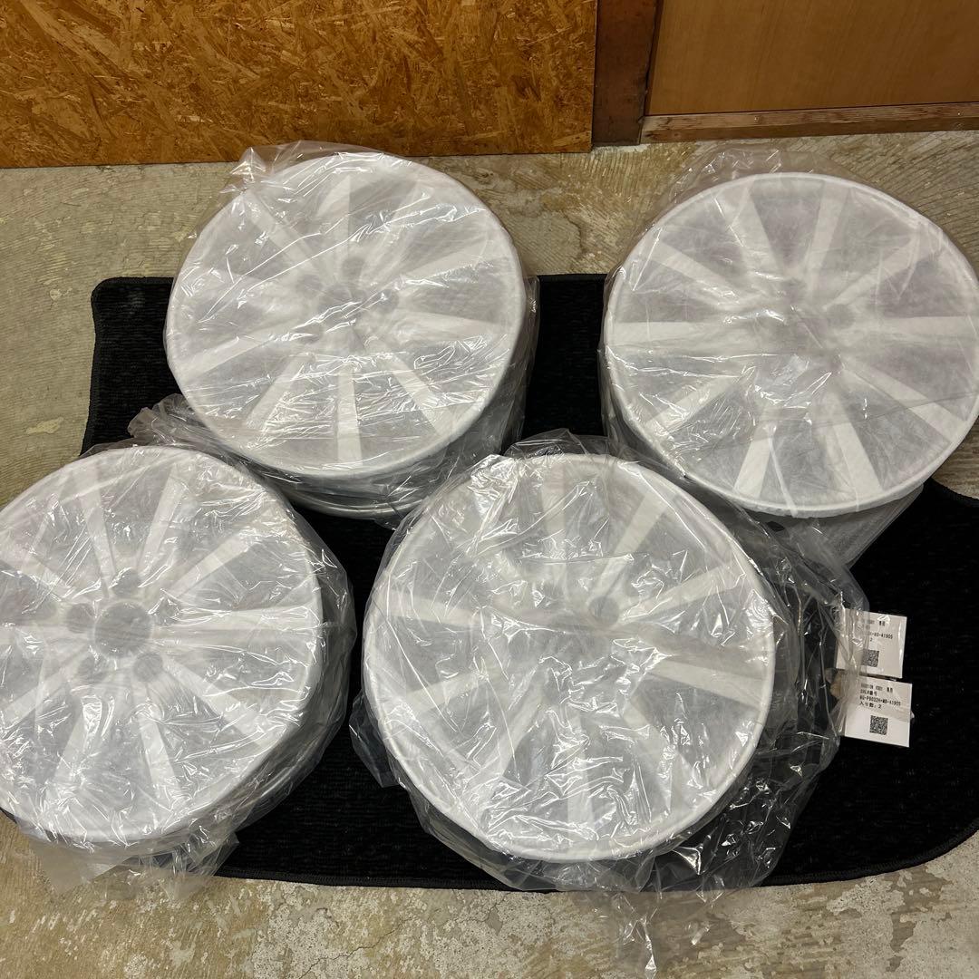 ◉新品未使用　送料込み　アルミホイール　15インチ 4枚セット！