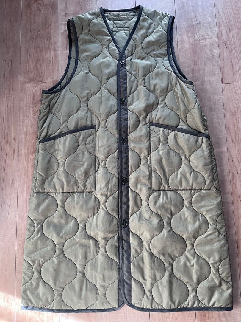 HYKE キルティングロングベスト カーキ