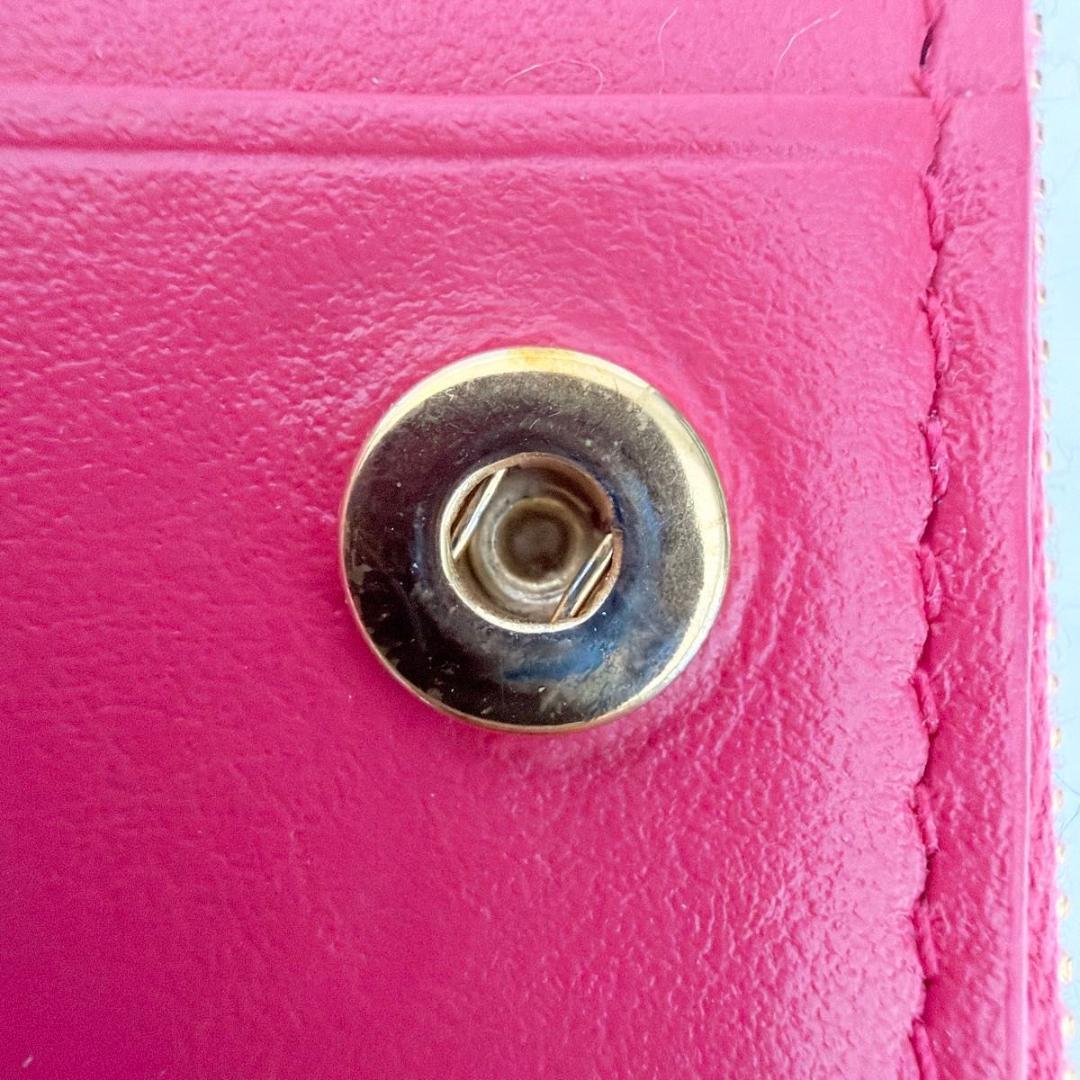 ボッテガヴェネタ イントレチャート 二つ折り財布 ピンク 749940 RFID