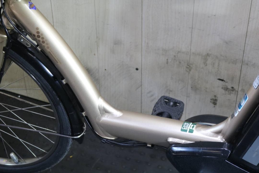 ブリヂストン アンジェリーノアシスタA26L83 22-26型6AH薄GOLD系