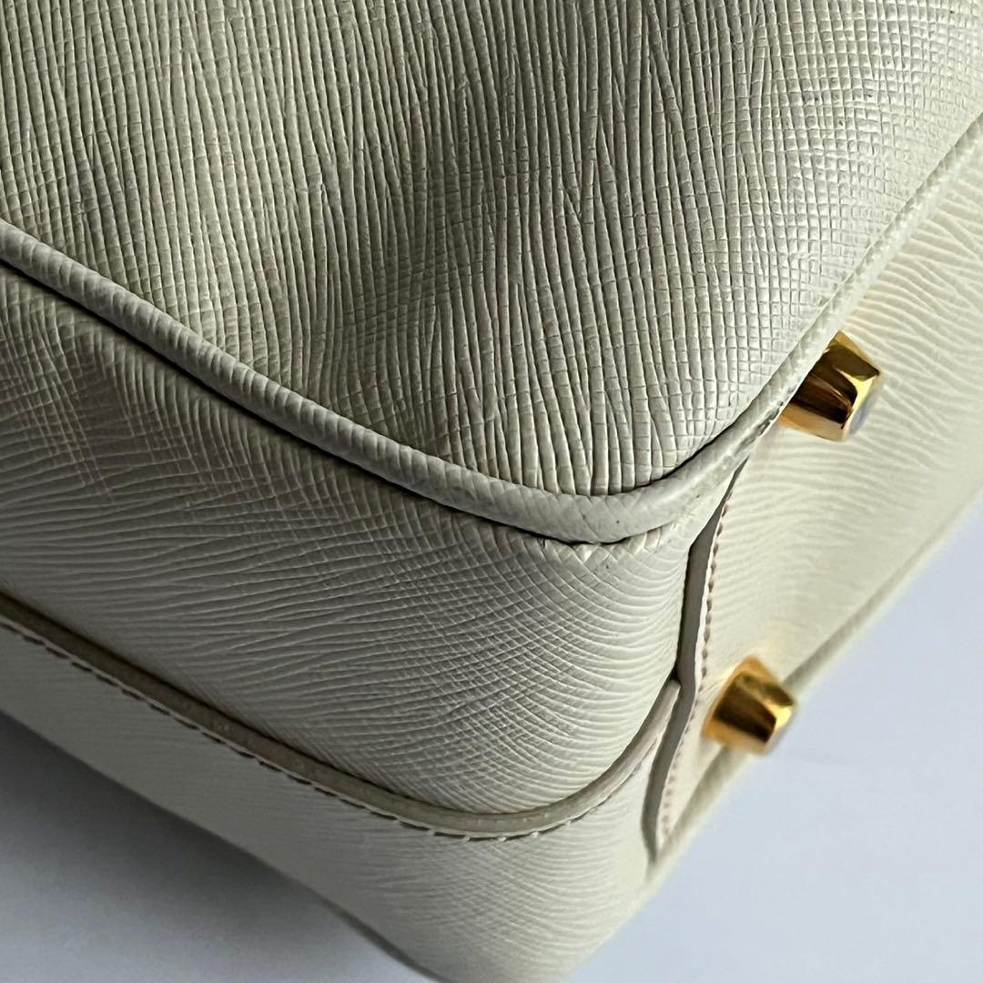 ✨極美品✨　PRADA ボストン　サフィアーノレザー　三角プレート　バッグ