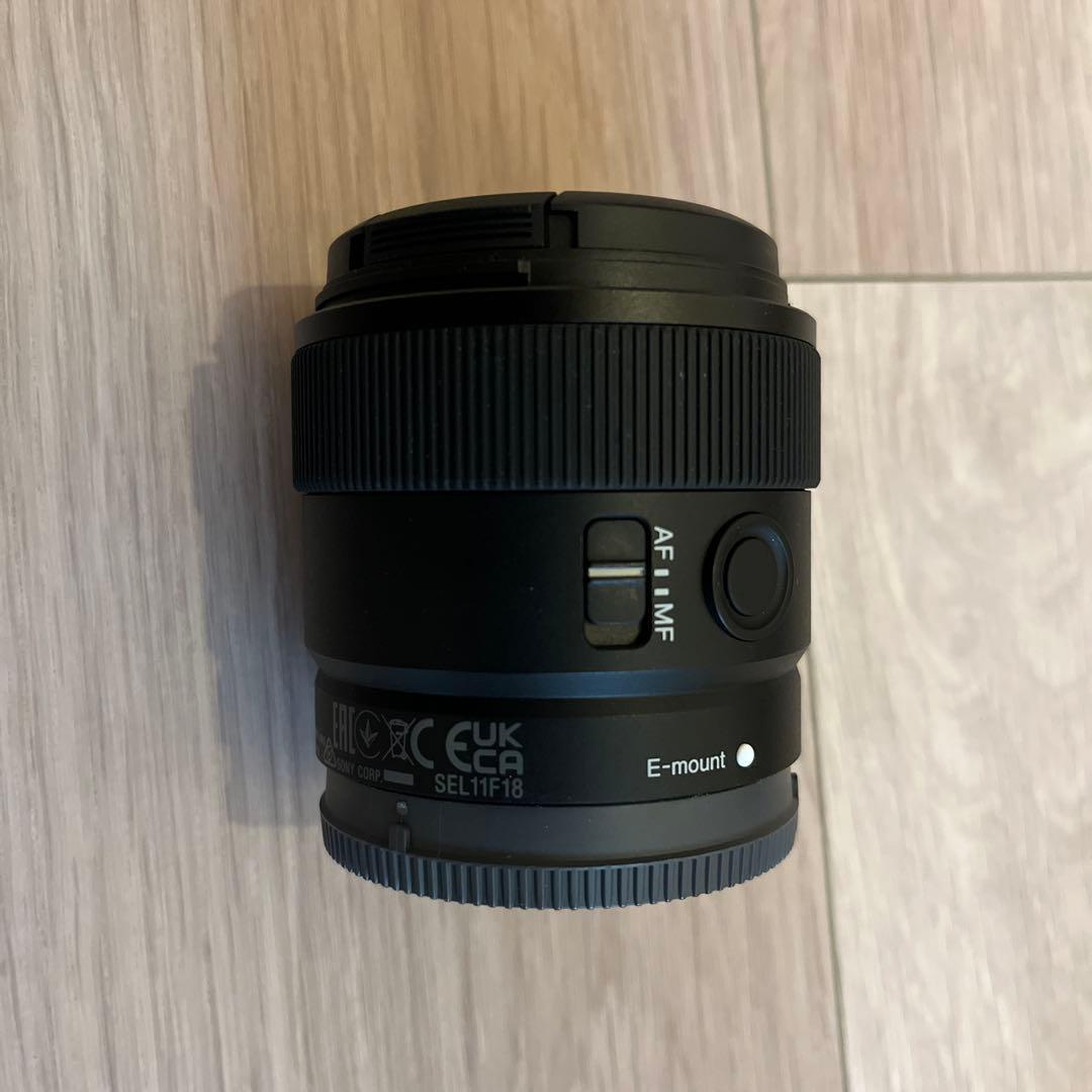 sony 単焦点レンズ SEL11F18 APSC