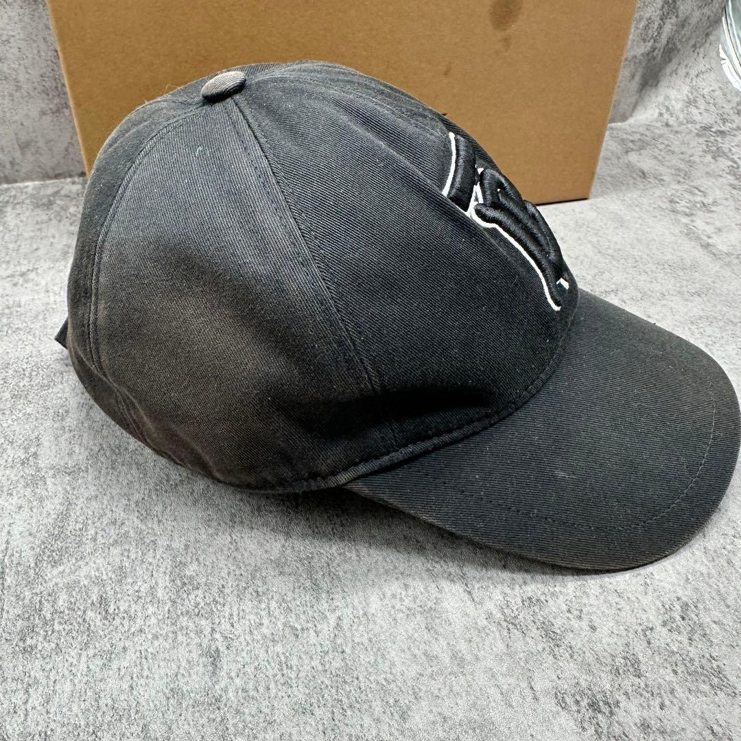 Burberry バーバリー　ベースボールキャップ　TBロゴ　ブラック　帽子