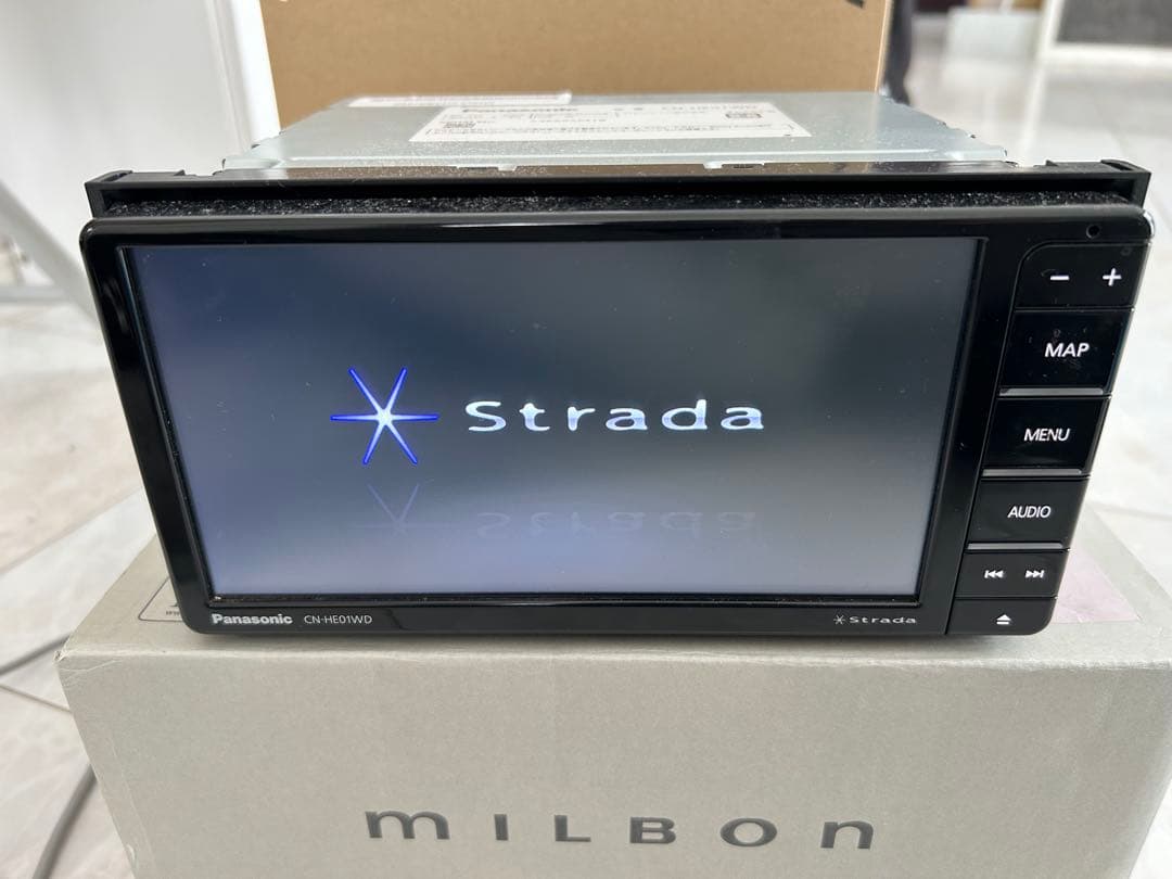 パナソニック　ストラーダフルセグナビ