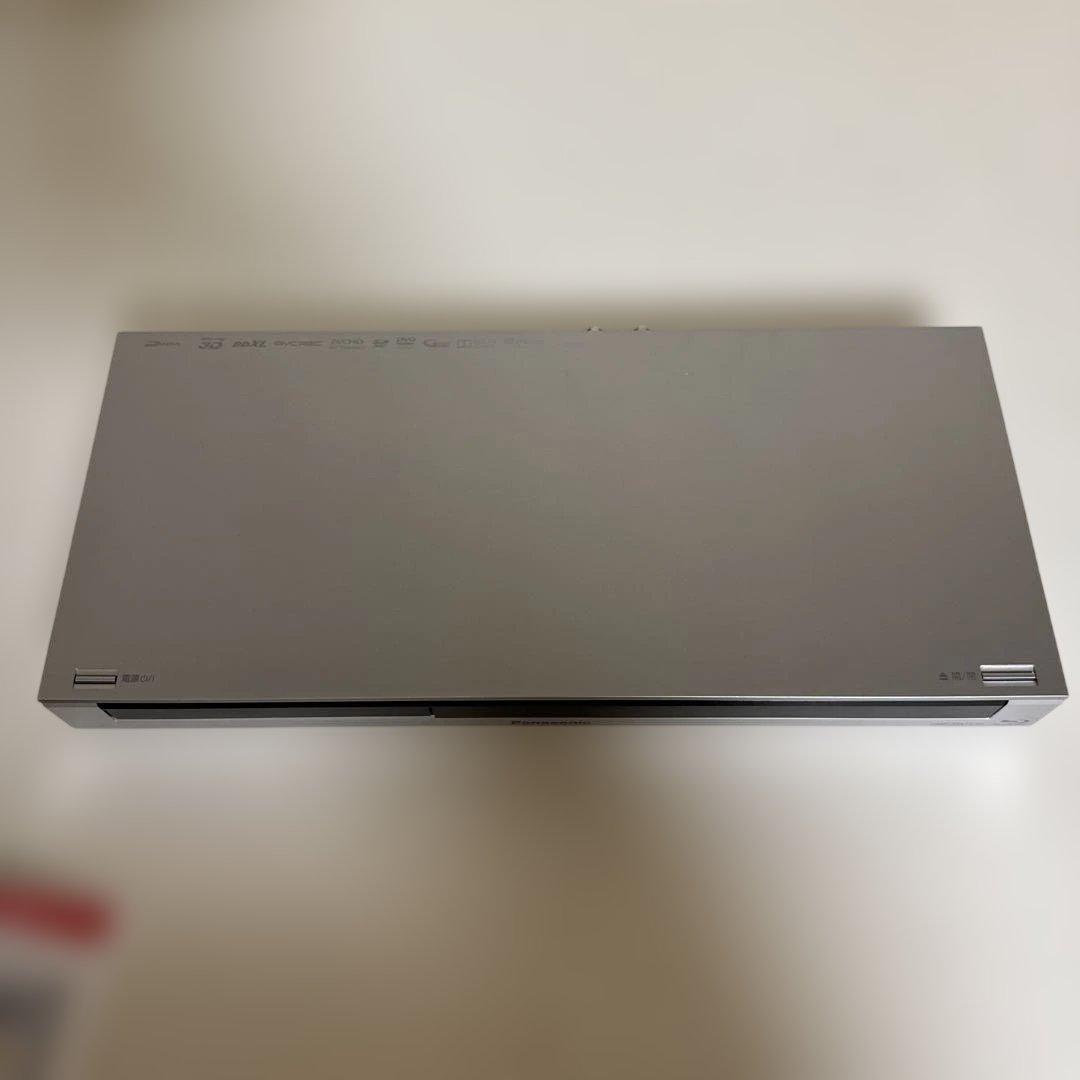 美品☆Panasonic 1TB 2チューナーBDレコーダーDMR-BWT650