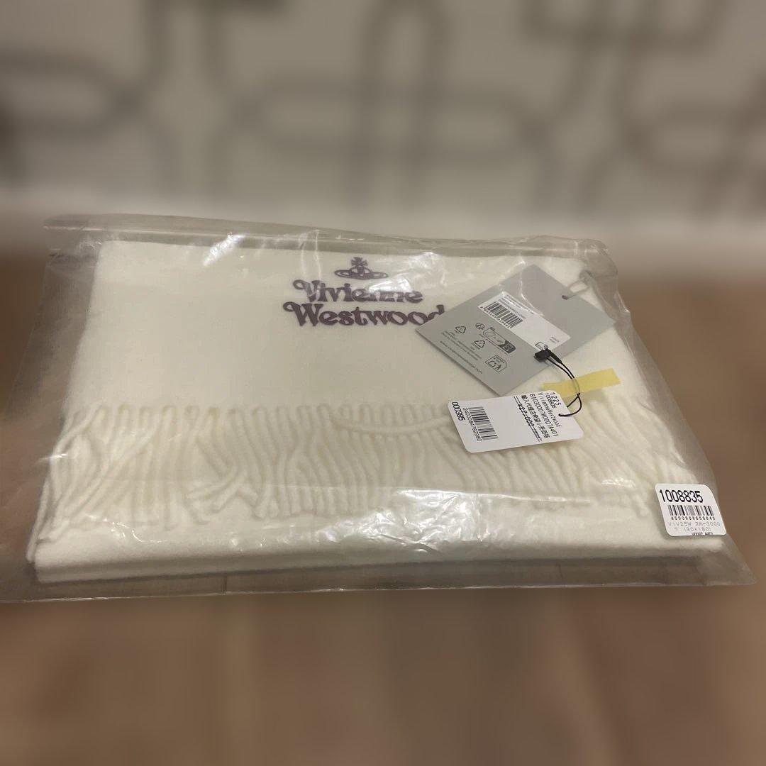 1/10限定12000→11000 ヴィヴィアンウエストウッドマフラー