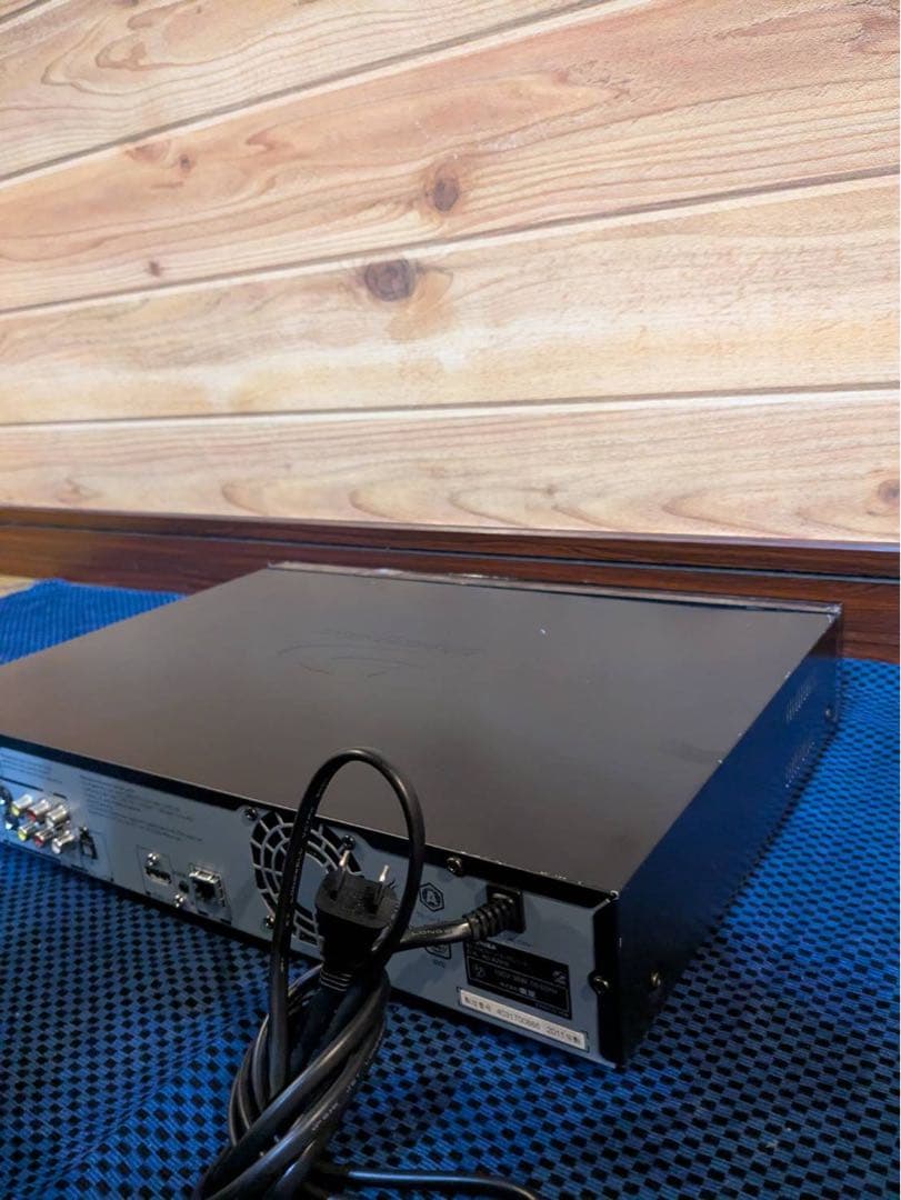 TOSHIBA REGZA ブルーレイレコーダー　1TB リモコン付き