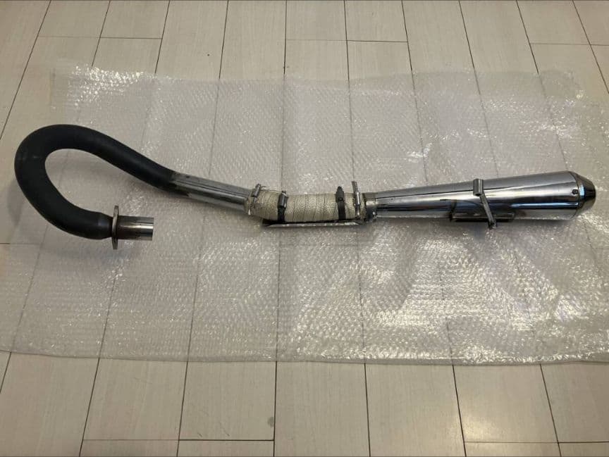 250tr左出しアップマフラー