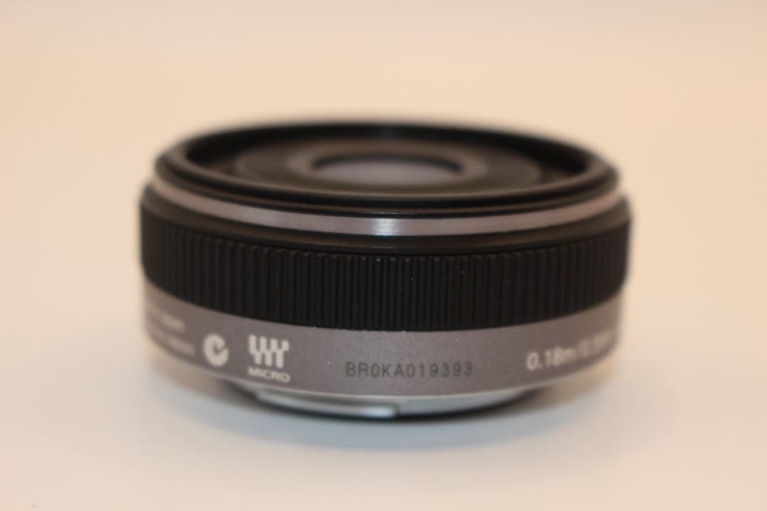 ★お買い得★ LUMIX 14mm 単焦点レンズ　H-H014 パンケーキ