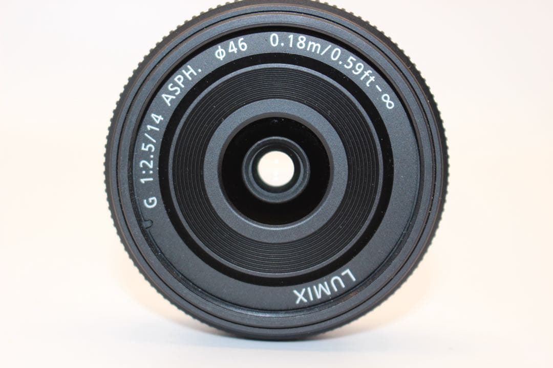 ★お買い得★ LUMIX 14mm 単焦点レンズ　H-H014 パンケーキ