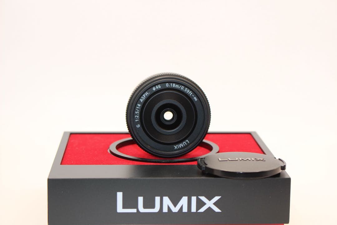 ★お買い得★ LUMIX 14mm 単焦点レンズ　H-H014 パンケーキ