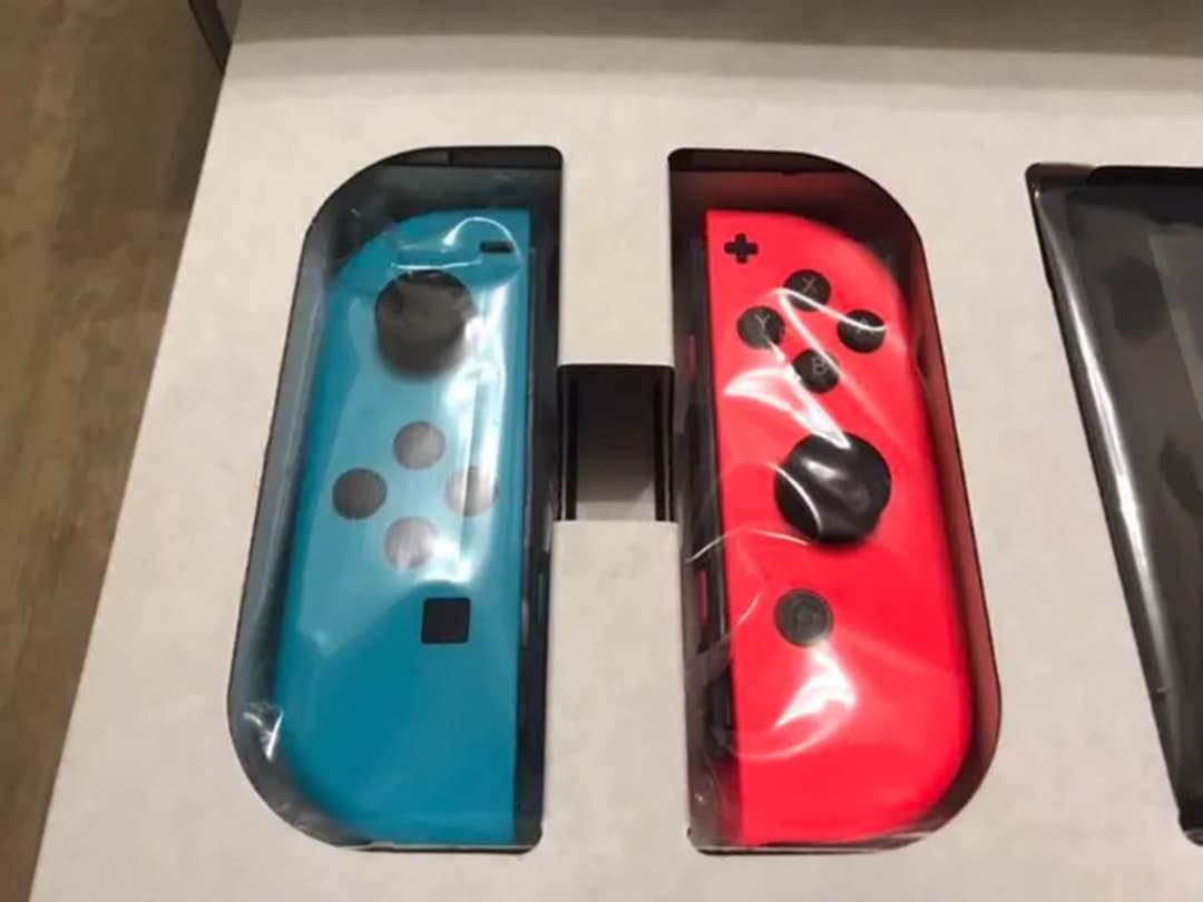 任天堂スイッチ　新品です。