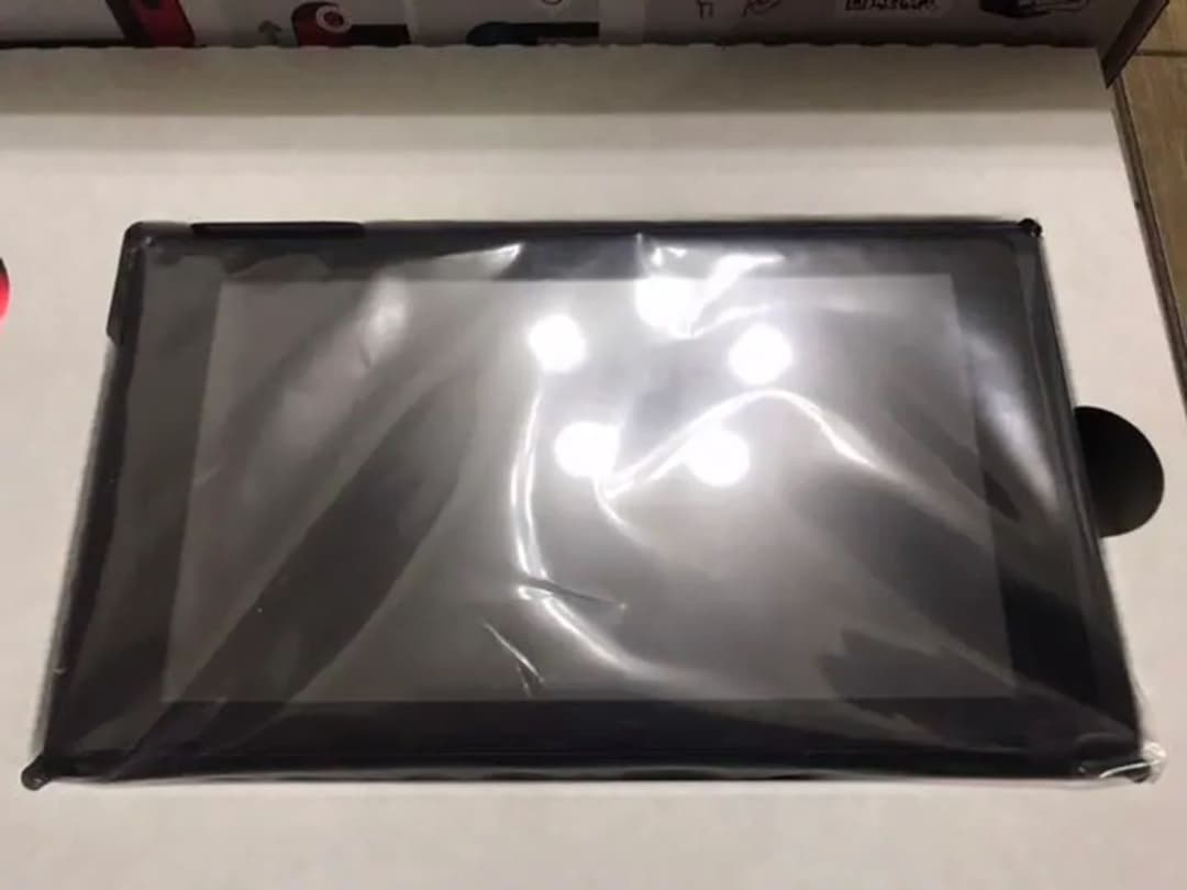 任天堂スイッチ　新品です。