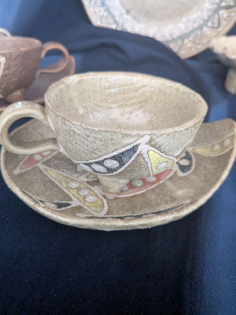 【北川稔一氏作】沖縄やちむん 陶器カップ＆ソーサーと皿セット