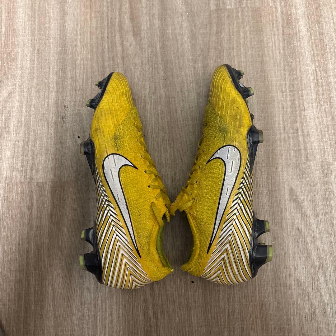 ナイキ　マーキュリアルヴェイパー12エリートNJR