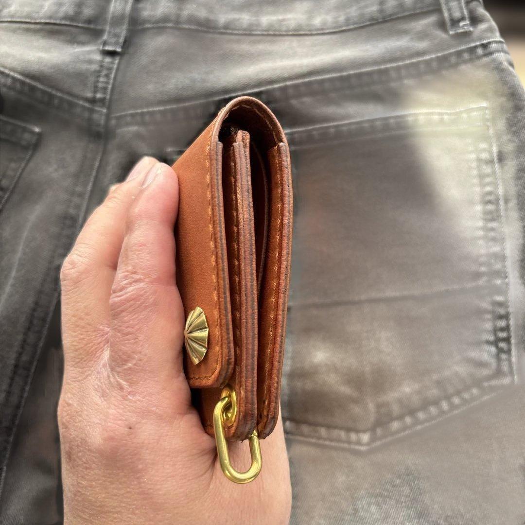 トラッカーウォレット　ショート　コンチョ