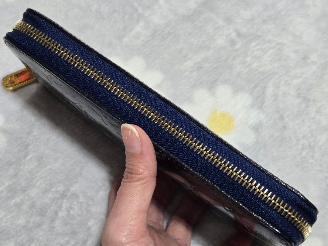 l*2様 Louis Vuitton ネイビー ブラック ラメ 長財布
