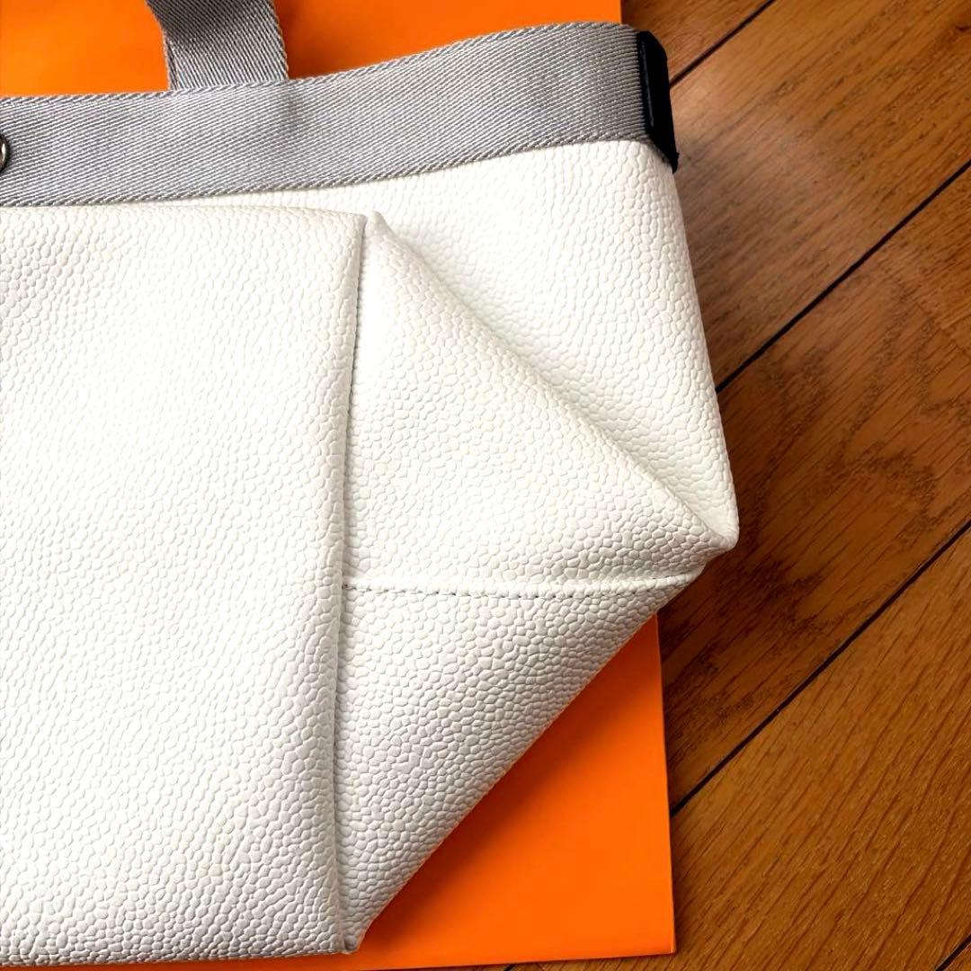 極美品　エルベシャプリエ 707GP ブラン×シルバー　 舟型トート 限定カラー