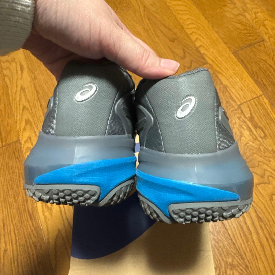 アシックス　テニスシューズ　29センチ