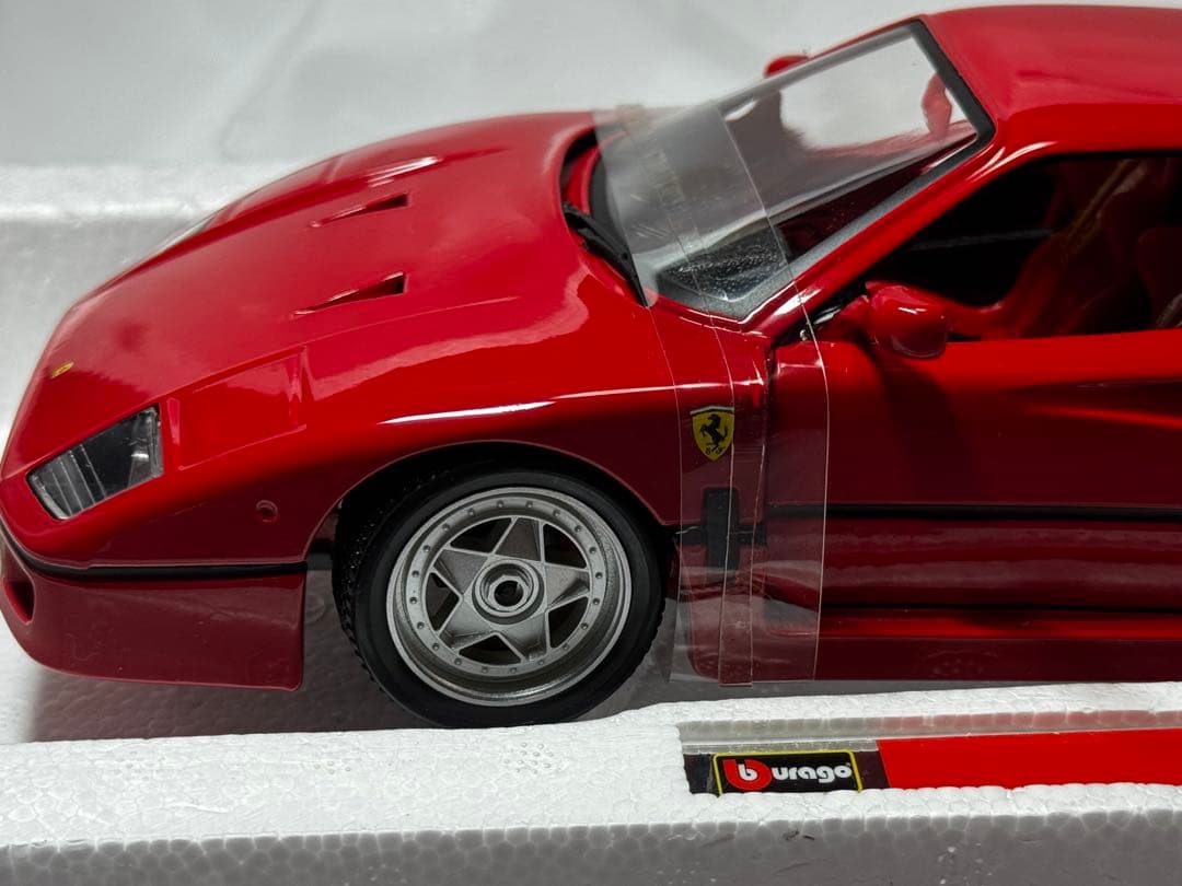 1/18 フェラーリF40