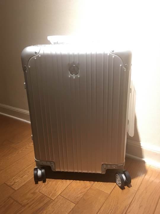 値下げしました。Mercedes-Benz オリジナルスーツケース [新品]