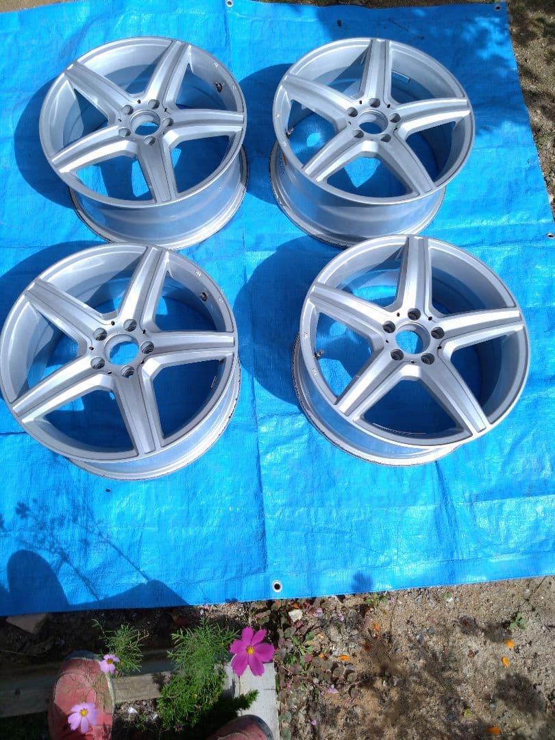 2017年式メルセデスベンツＣ200AMGアバンギャルドセダンに使用。