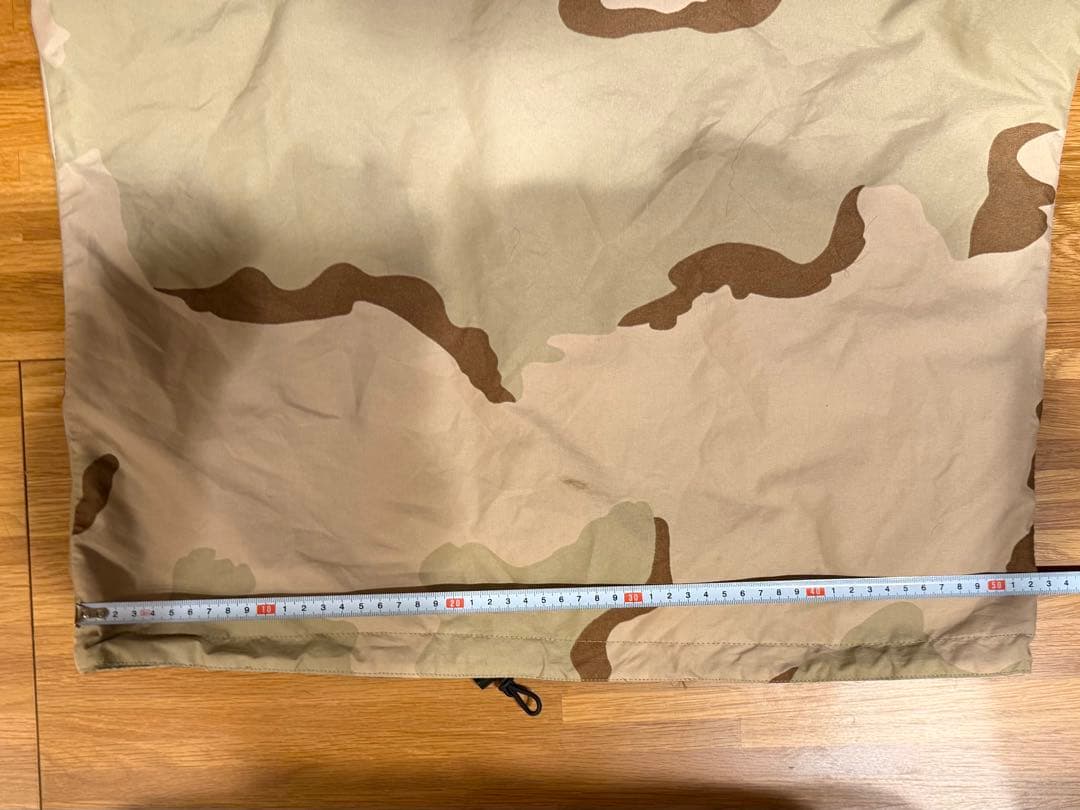 ゴアテックス　カモフラージュ リバーシブルジャケット 内ポケットに収納されます。