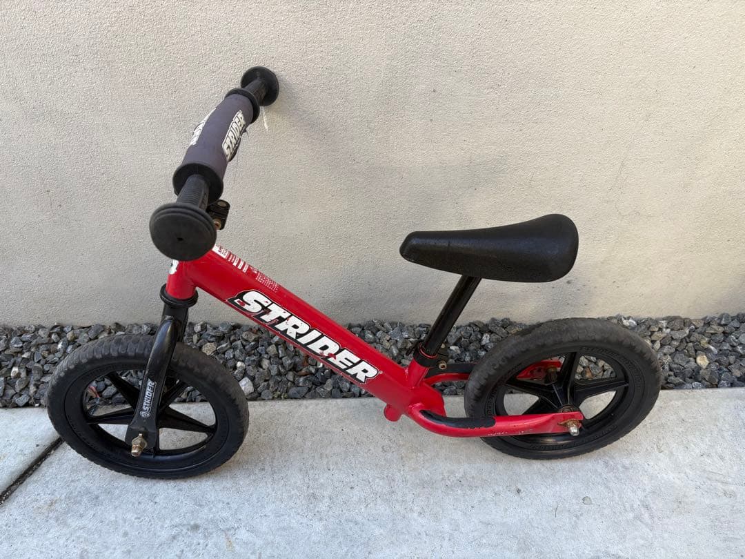 ストライダー☆車体と即乗りセット！引き取り限定（大阪府枚方市）オプション多数