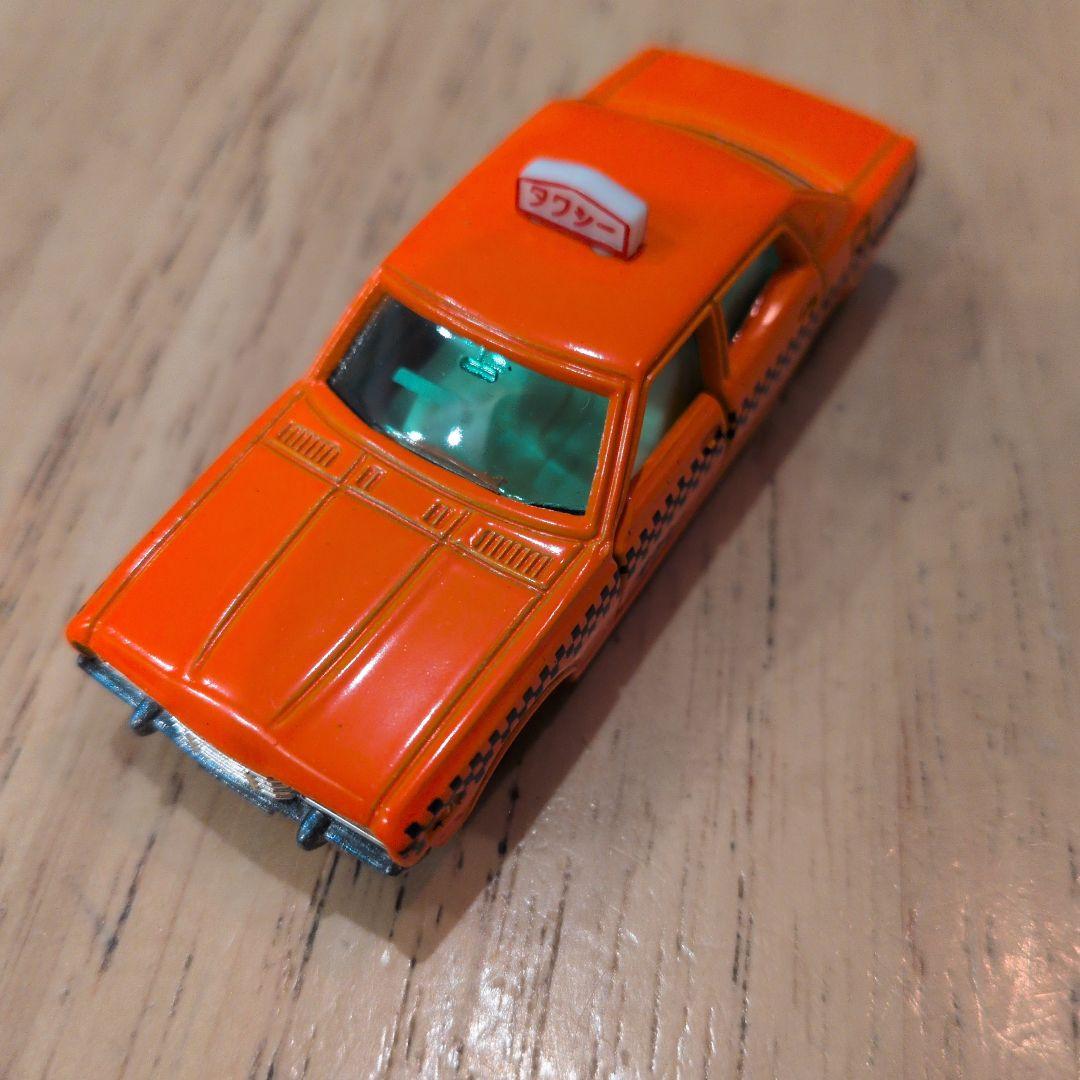 トミカ　黒箱28 ニッサンセドリックタクシー