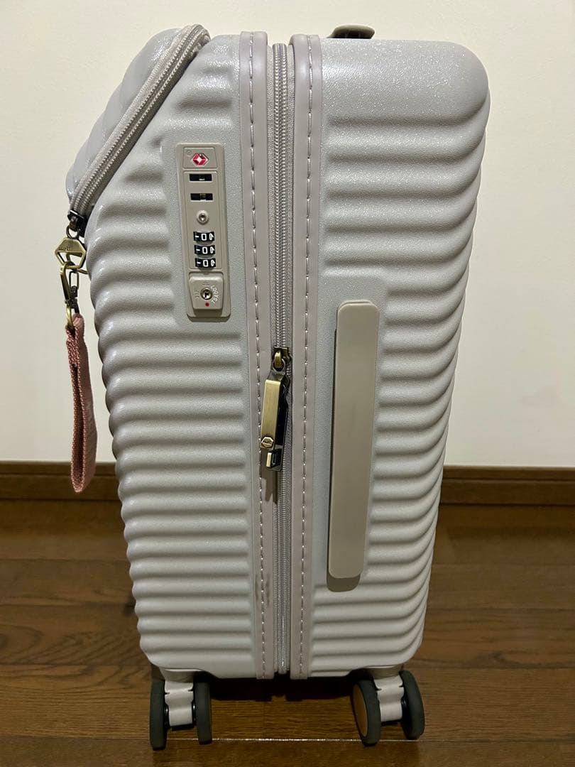 HaNT／ハント ヘイヘイ 05180 機内持ち込み スーツケース 33L