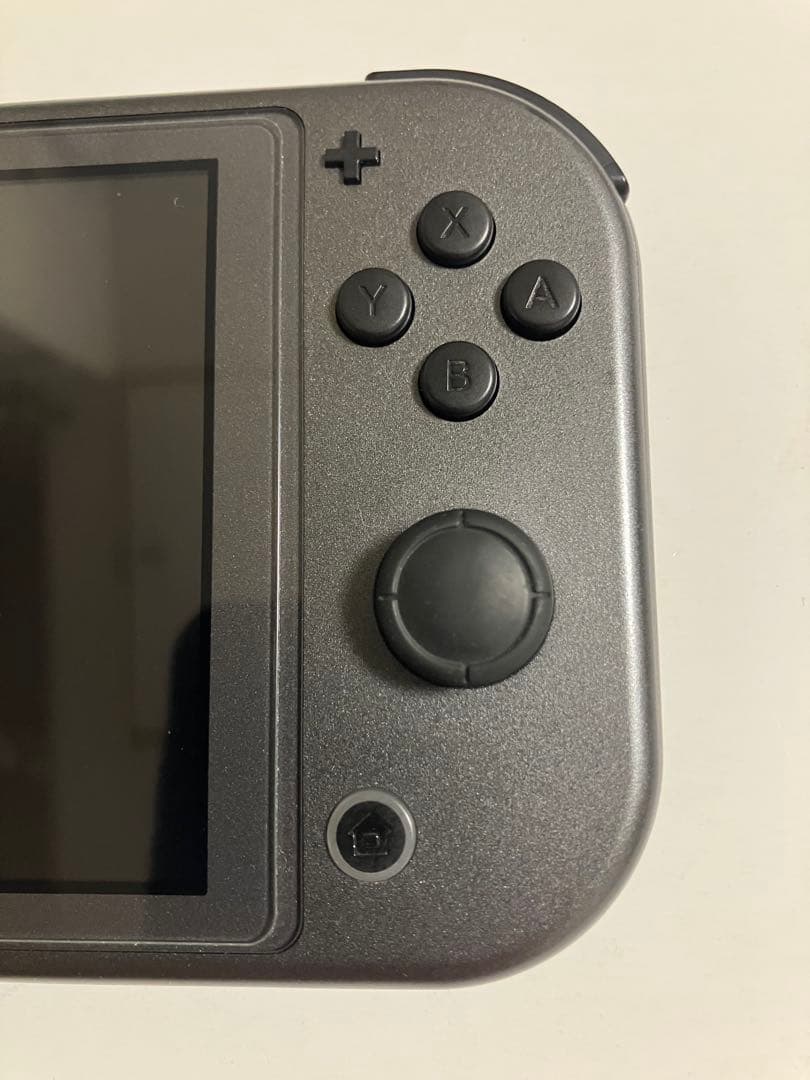 ニンテンドーSwitch Lite本体　限定デザイン　(ポケモン)