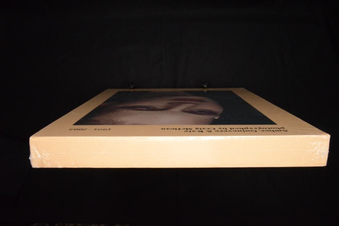 アート・デザイン・音楽 Amber, Guinevere, and Kate Photographed