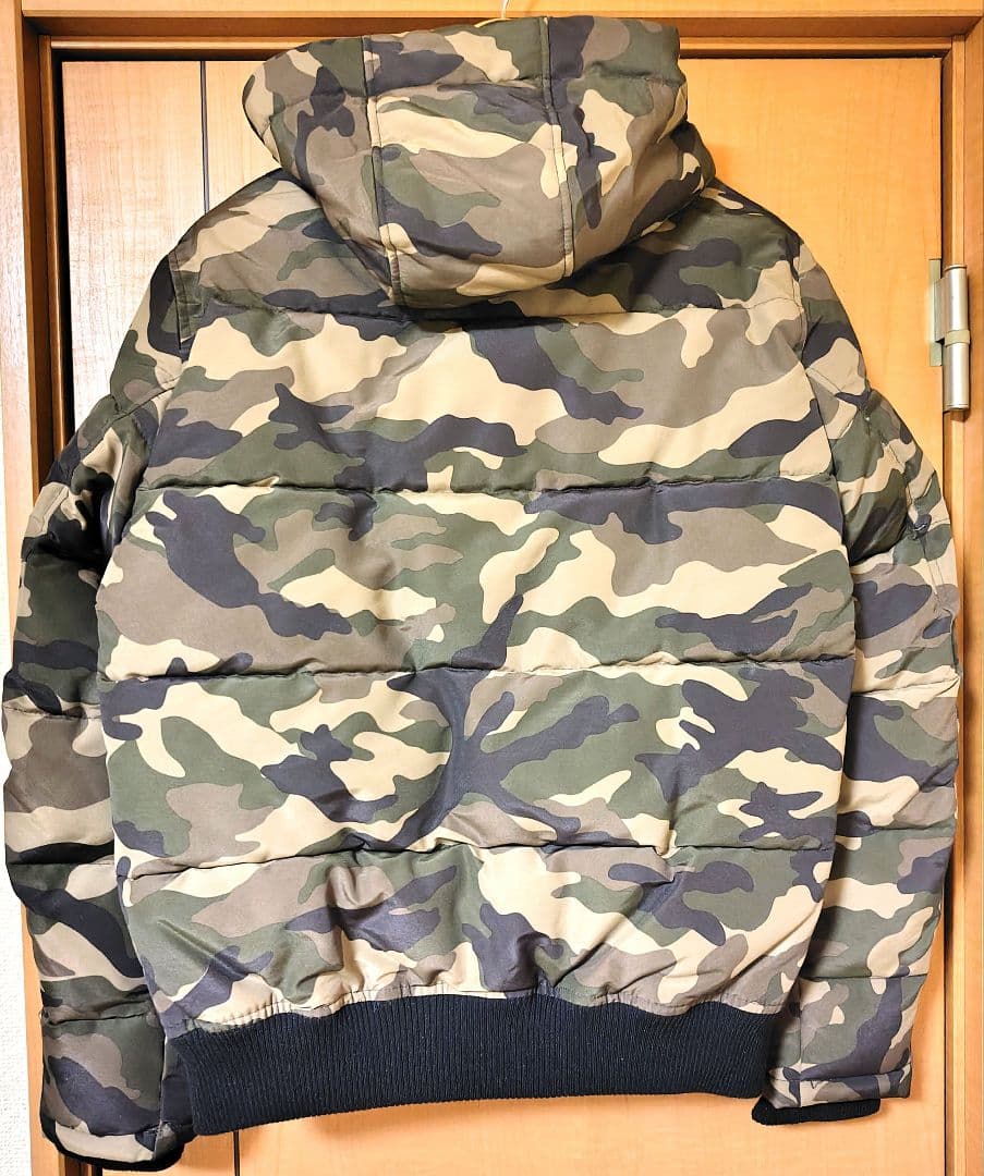 トミーフィルフィガー☆海外製・迷彩ダウンジャケット☆