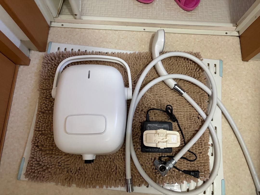 KINUAMI U ホワイト 本体と付属品