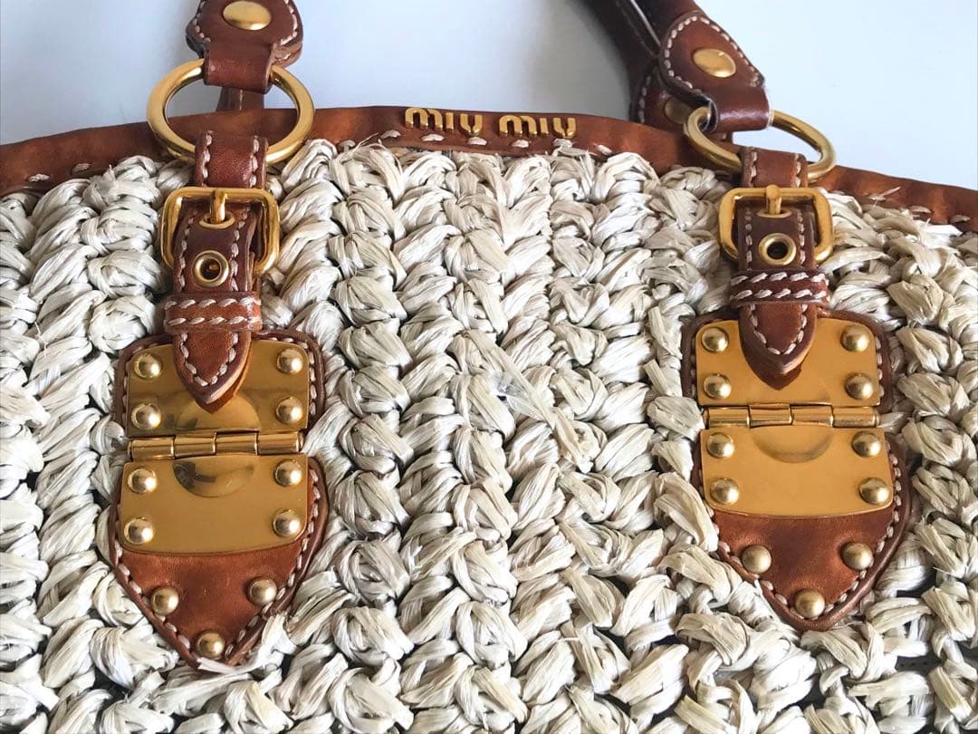 miu miu かごバッグ ミュウミュウ　ラフィア