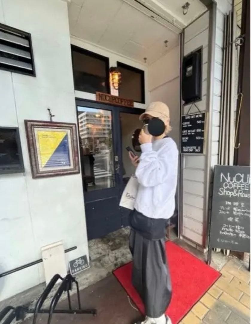 aww magazine AWW SWEATSHIRT スウェット