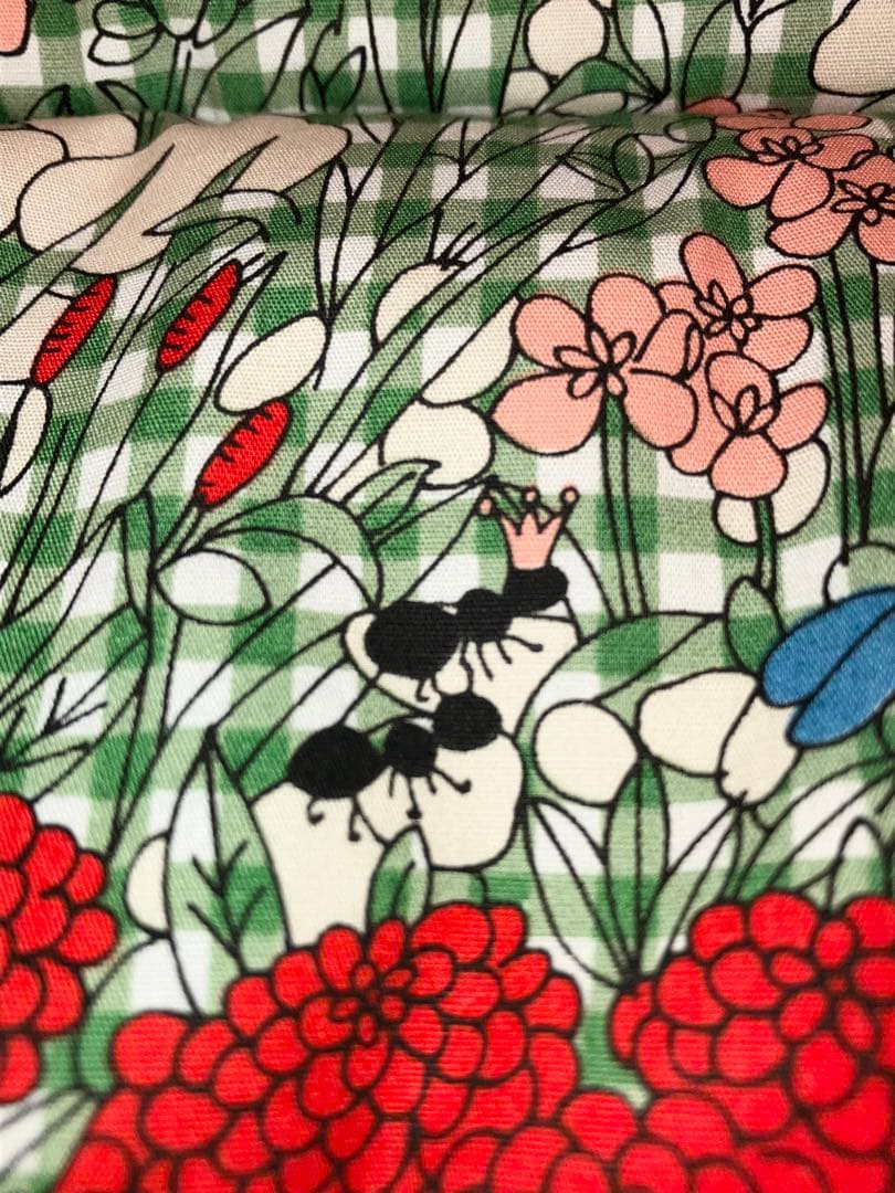 キャシャレル babyjane Cacharel 花柄 リバーシブル 中綿ベスト